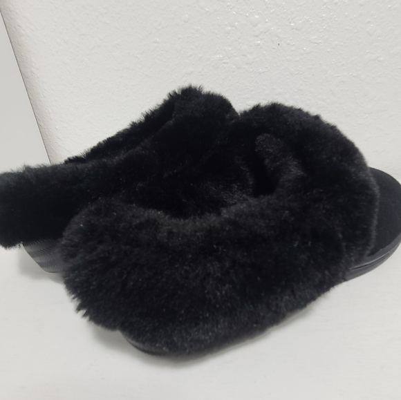 Myslipper slip on black leather faux fur slippers - Picture 9 of 15